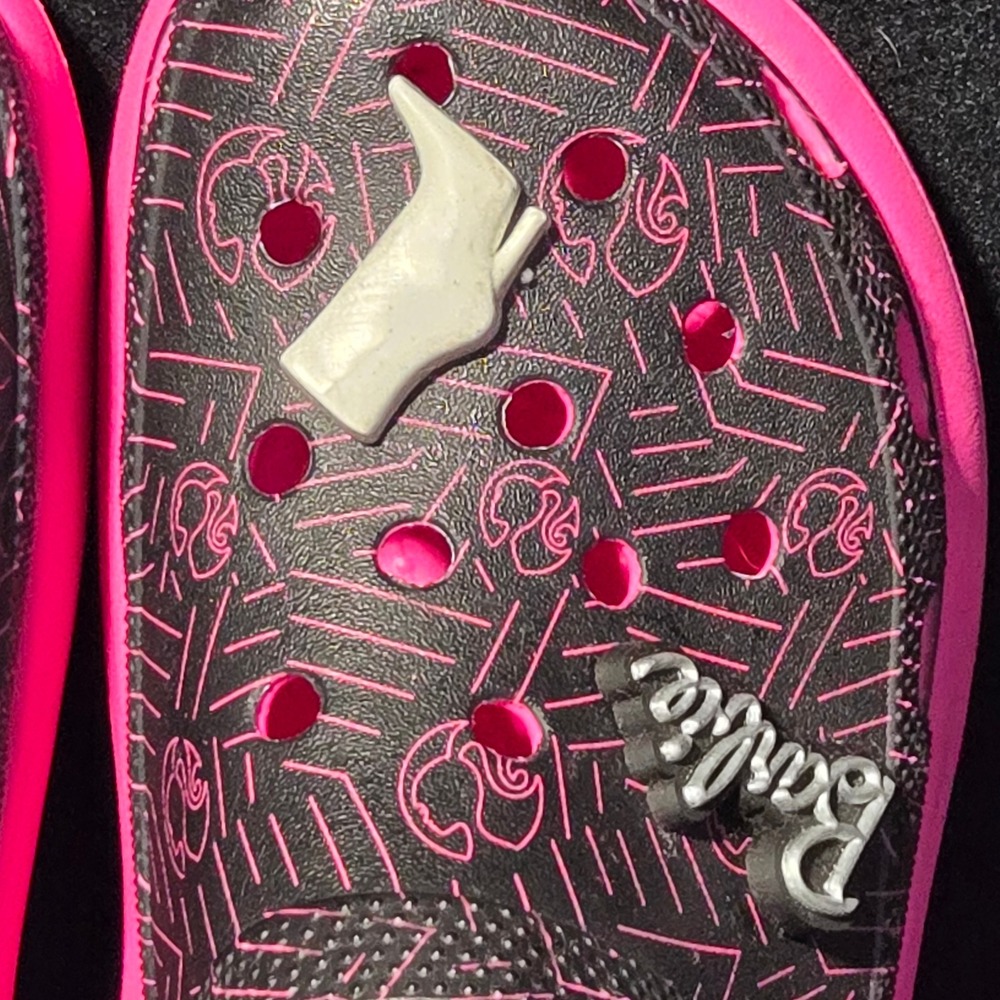 Crocs Barbie Crush Clog Womens 8, Mens 6 Black‎ Pink Platform Sandals Limited Ed - Picture 13 of 13